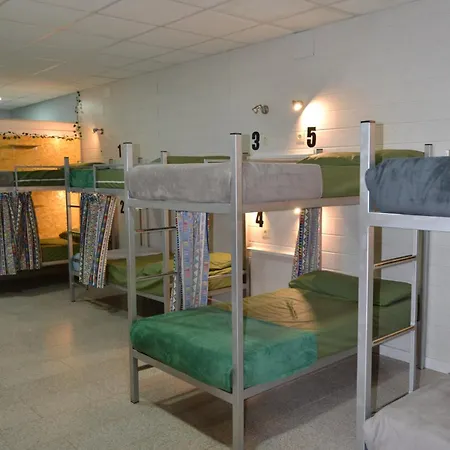 Valle Del Nonaya Hostel