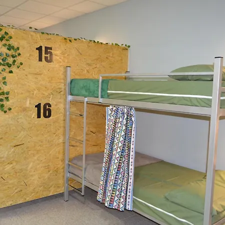 Valle Del Nonaya Hostel Salas (Asturias)