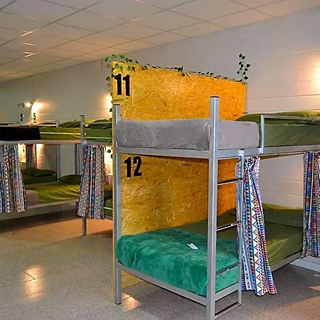 Valle Del Nonaya Hostel Salas (Asturias)