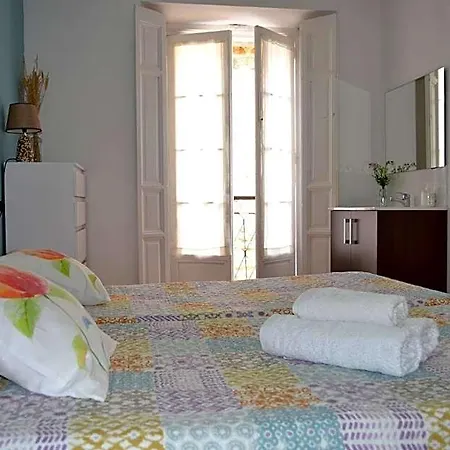 Valle Del Nonaya Hostel