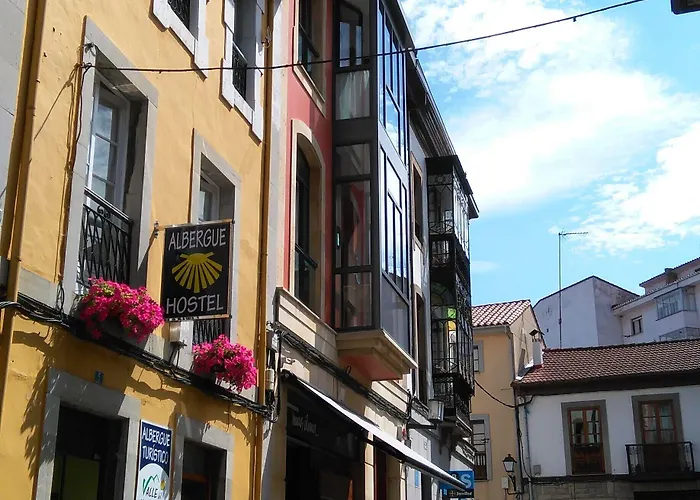 Valle Del Nonaya Auberge de jeunesse